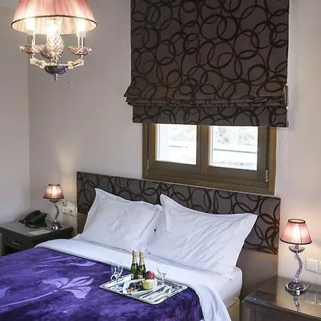 Veltsi Hotel 3*