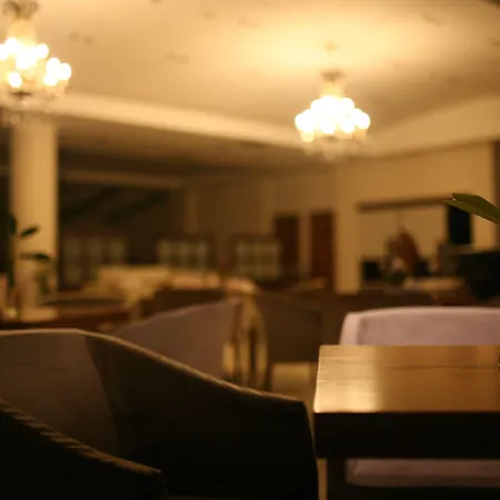 Otel Veltsi 3*