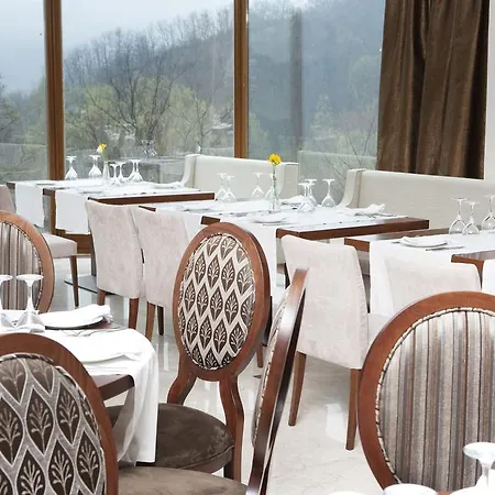 Veltsi Hotel